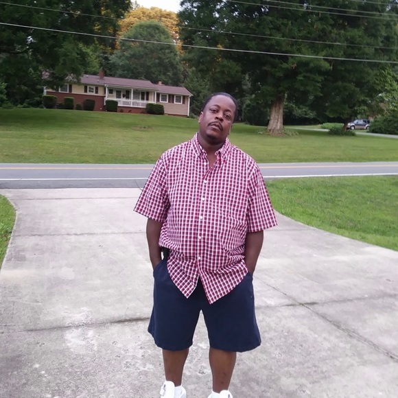 Meet your Posher, Roy - Picture 3 of 3